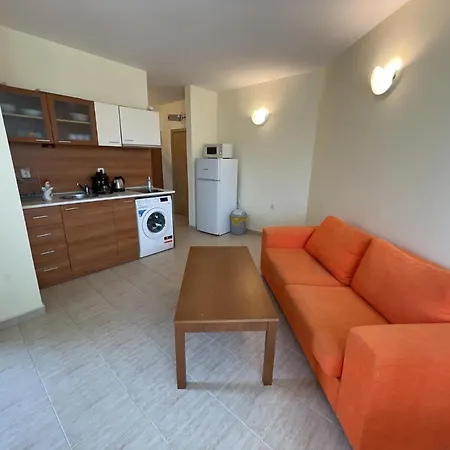 Аpartment In The Sunny Beach Pollo Resort